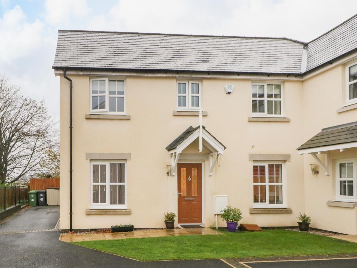 Rolo'S Retreat Villa Grange-over-Sands Exterior photo